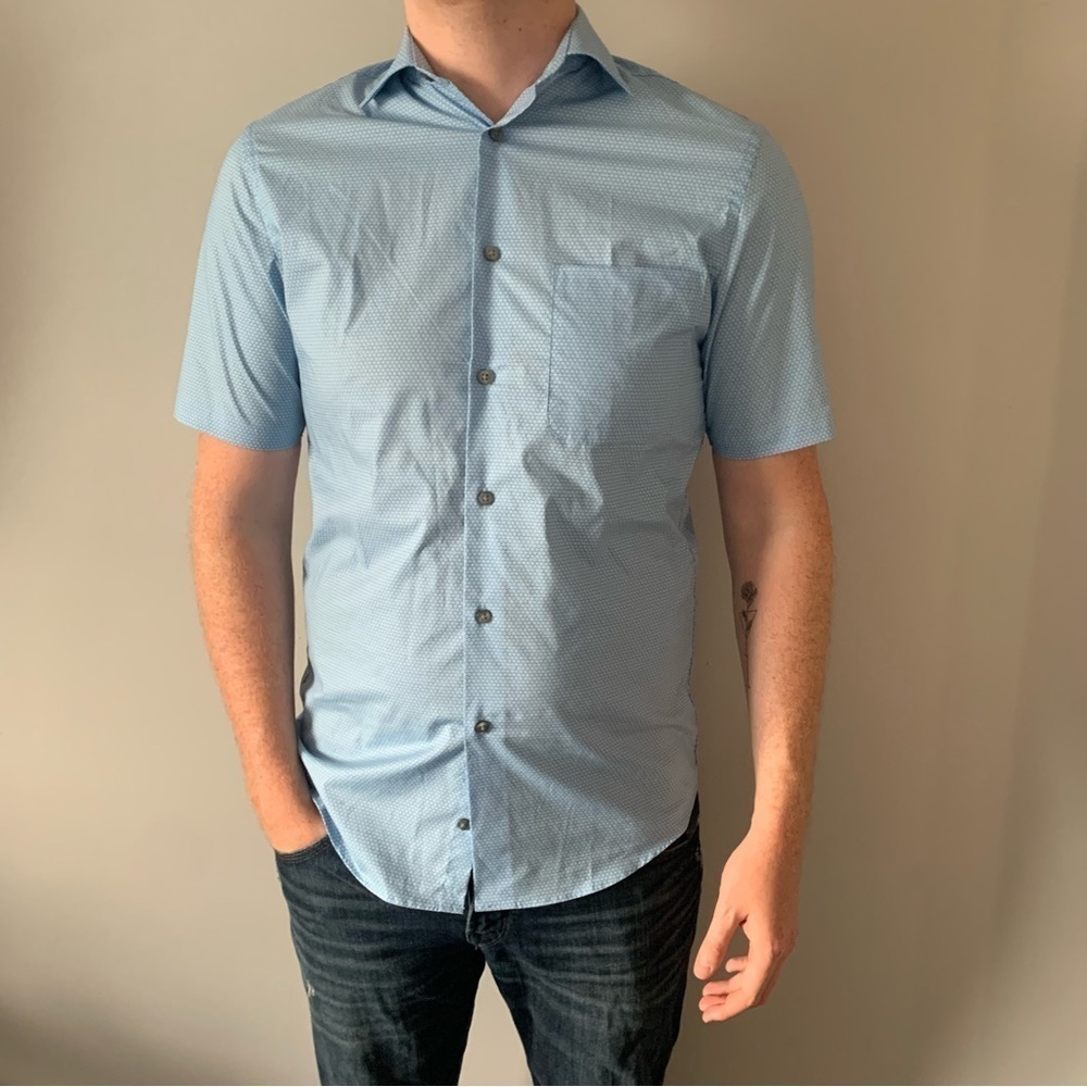 Calvin Klein regular fit stretch size  SP 14-14.5 IN button down short sleeve